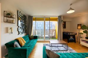 Luxury City Centre flat with Free Parking