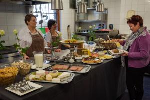 Hubermont Space for Development - La Colline