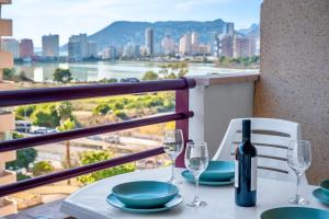 Topacio II - Beachfront, Sea View, Pool, Parking, Workspace