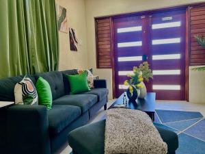 Luxury Beds, Great Layout | Central 2BR Apartment