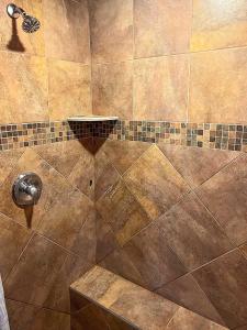 Calf Creek Falls Mini-Suite w Kitchenette