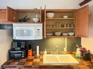 Calf Creek Falls Mini-Suite w Kitchenette