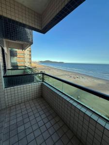 COBERTURA DUPLEX FRENTE MAR - 3 Quartos, Churrasqueira e Vista Mar