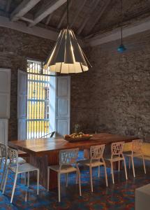 NOK Award Winning 4BR Villa wih pool at Getsemani