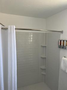 Bighorn Canyon King Room