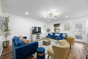 Poker Paradise and Pool Cabana