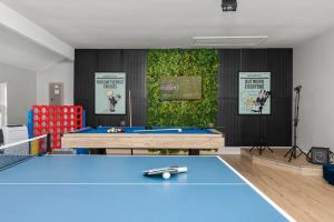 Resort-Style Pool Hot Tub Loft Game Room