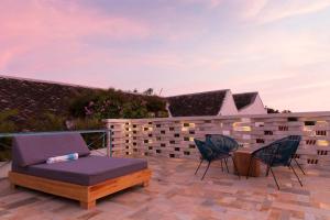 NOK Award Winning 4BR Villa wih pool at Getsemani