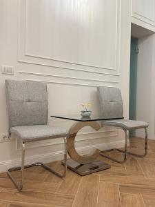 Crown Ultracentral - Stylish Central Apartment
