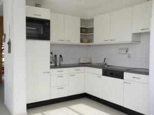 Holiday Home Villa Ooghduyne by Interhome