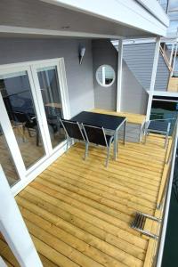 Apartment Hausboot Tosca by Interhome