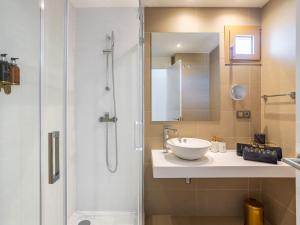 Apartment Skyp Intempo by Interhome