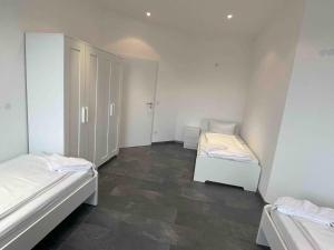 Apartment R111 by Interhome