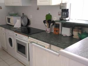 Apartment Wohnung Clos 373 mit Terrasse by Interhome