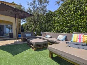 Holiday Home Embat by Interhome