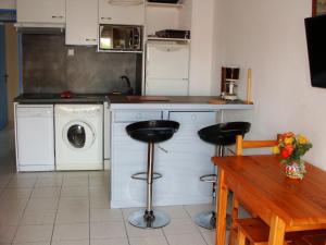 Apartment Clos 225 by Interhome