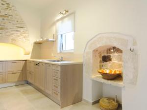 Holiday Home Lenys Seaside House by Interhome
