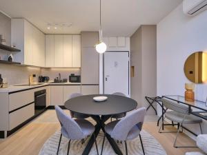 Apartment Splitful Apartment by Interhome