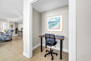 Gulf Crest 205 Stunning Gulf Views Huge Balcony