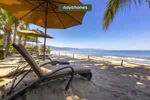 Ocean front 3Br Unit - Balcony -Beach view - Pool