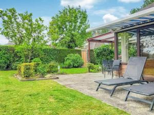 Holiday Home Zeeuwse Rust Stavenisse by Interhome