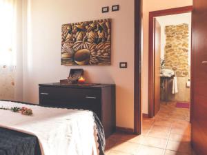 Apartment Lila Wohnung mit Schwimmbad und Meerblick by Interhome