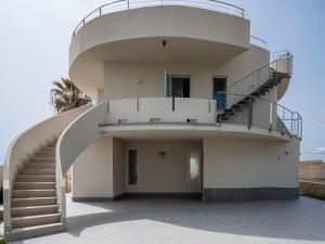Apartment Wohnung Cicirata Sea Beach by Interhome