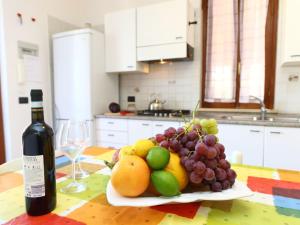 Holiday Home Helle mediterrane Villa mit Veranda und Garten by Interhome