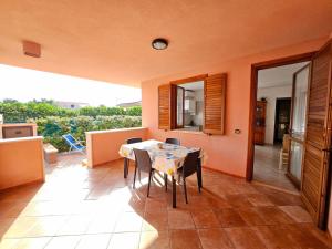 Holiday Home Helle mediterrane Villa mit Veranda und Garten by Interhome