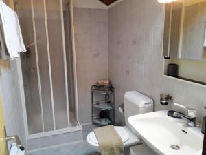 Apartment Entspannende Ferien im grünen Gambarogno by Interhome