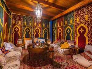 Holiday Home Villa Oasis Galé - privater Pool- Klimaanlage by Interhome