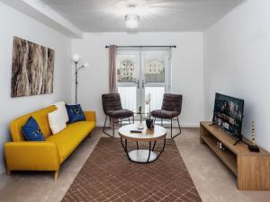 Apartment Brandneue- zentrale 2-Zimmer-Wohnung für 6 Gäste by Interhome