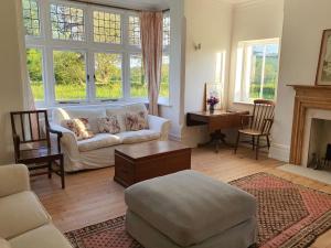 Holiday Home Landhaus an der Jurassic Coast by Interhome