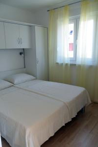 Apartment mit Balkon für drei Personen by Interhome