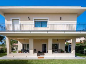 Apartment Villa Nisa Wohnung by Interhome