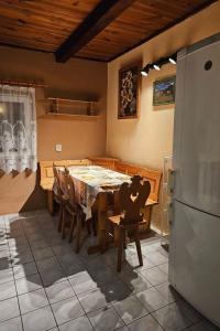 Holiday Home Freistehendes Haus mit eingezäuntem Grundstück an einer Lagune by Interhome