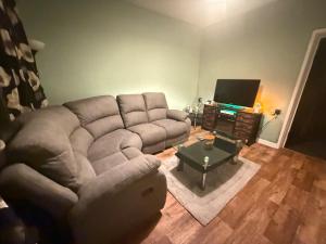 Clay Cross Small two bedrooms house