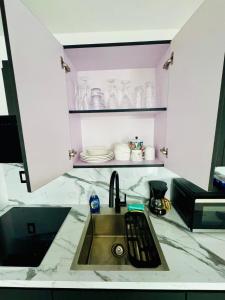 Brand New Luxe Apartment 2