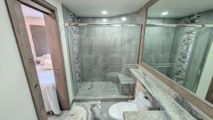 Beach & Pool Apartment