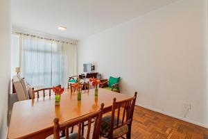 Apartamento a 2 min da Praia de Copacabana - B1205