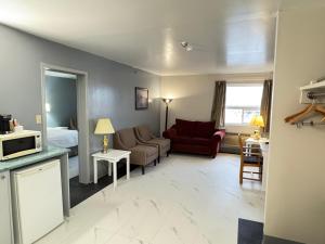 Burntwood Hotel and Restaurant