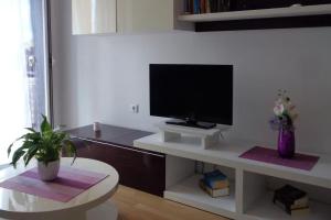 Apartments by the sea Kneza, Korcula - 25133