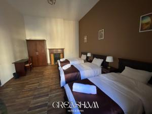 Gresham Hotel & Suites by Getaway