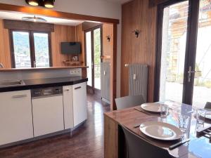 Appartement lumineux avec terrasse, parking et WIFI aux Gets - FR-1-623-126