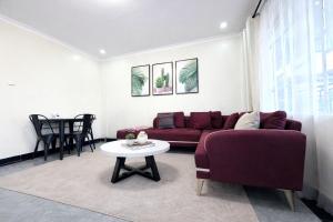 Naka Balcony Apartment with Amazing Lake View, GYM