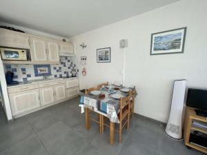 Studio cabine climatisé avec piscine, proche plage - FR-1-250-46