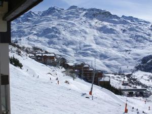 Spacieux 2 pièces au pied des pistes - Les Menuires - FR-1-178-119