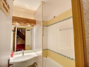 Duplex 6 pers 32 m² ski aux pieds, proche pistes - FR-1-178-82