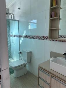 Casa praia 3 suítes com piscina
