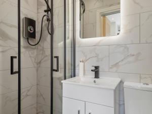 Luxury 3-Bedroom, 3-Bath Home in Dalton-in-Furness